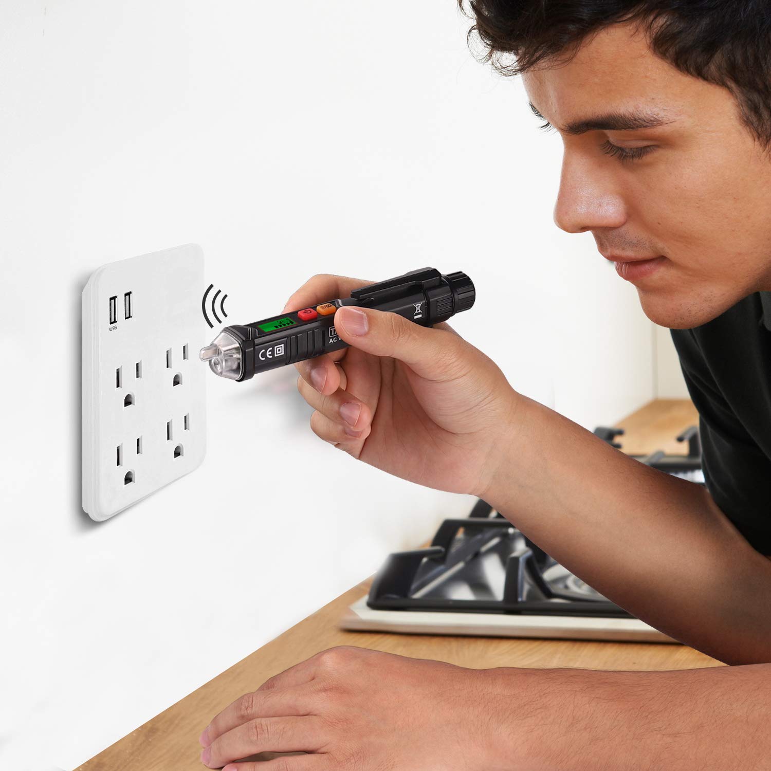 Tacklife VT02 Non-Contact Voltage Tester with Adjustable Sensitivity