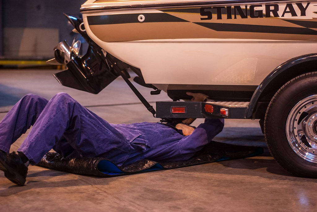 Auto Creeper with Zero Ground Clearance