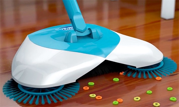 Hurricane Spin Broom