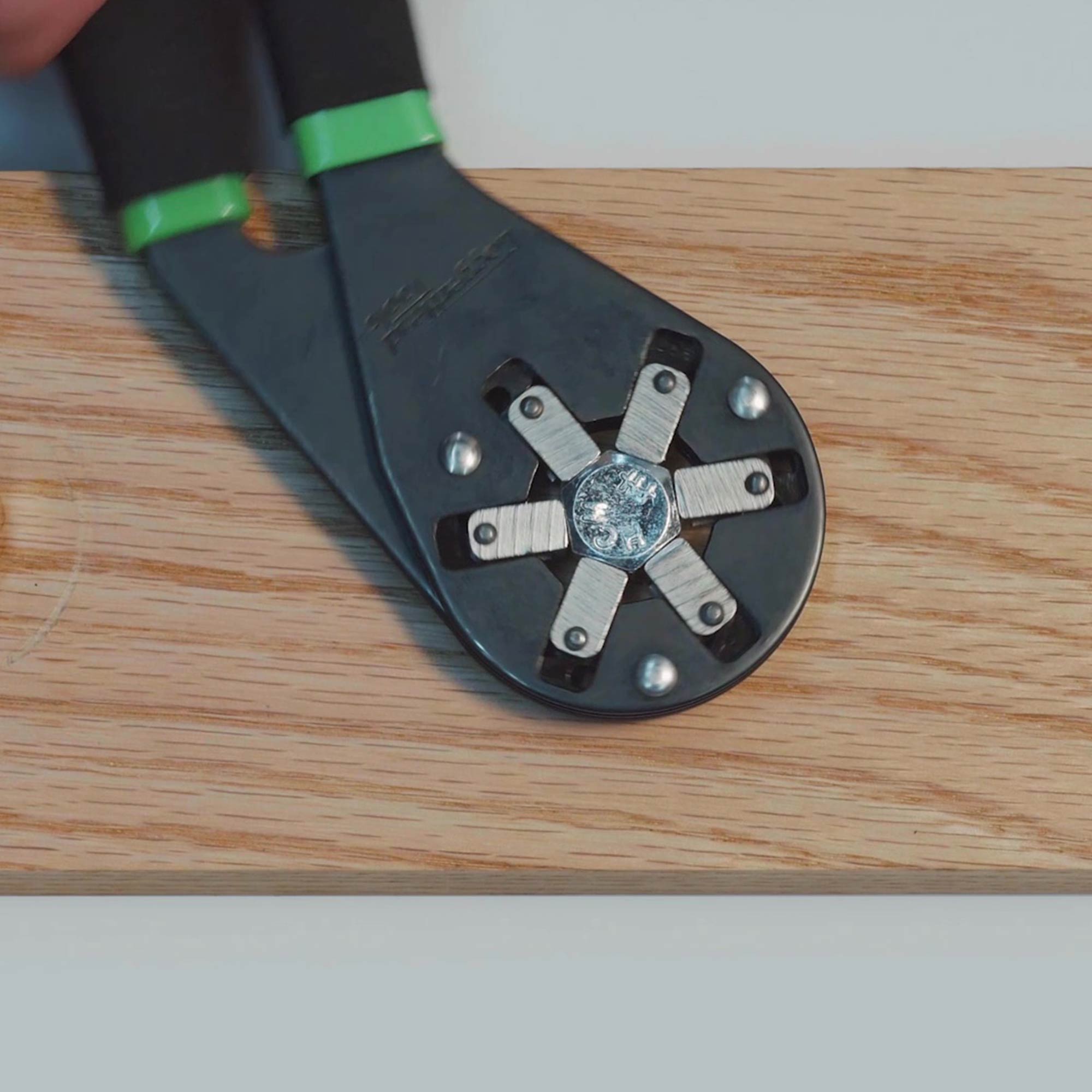 Loggerhead Bionic Wrench