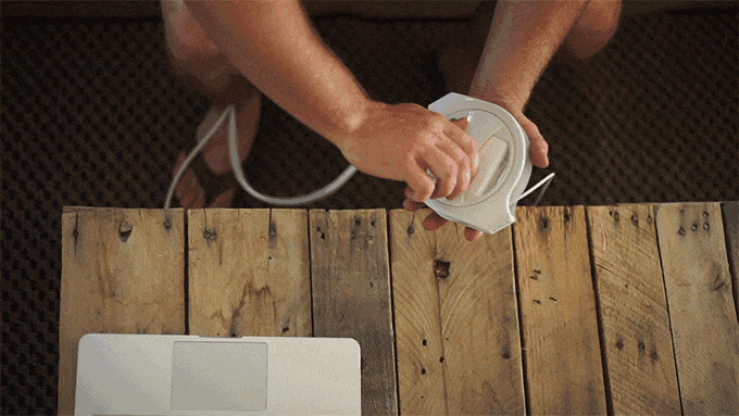 Fuse Reel Side Winder: MacBook Charger