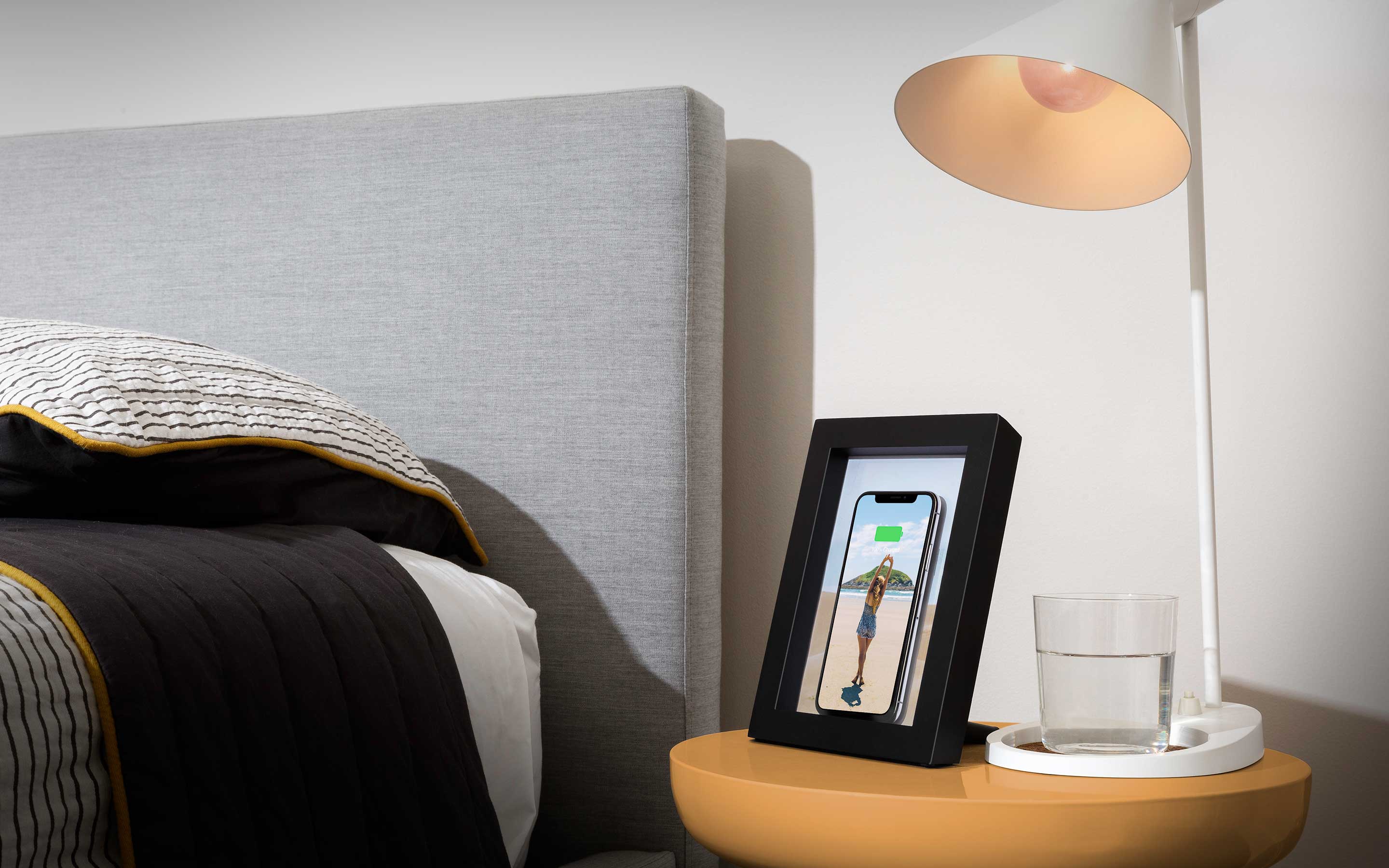 PowerPic A Wireless Charger Disguised As A Picture Frame