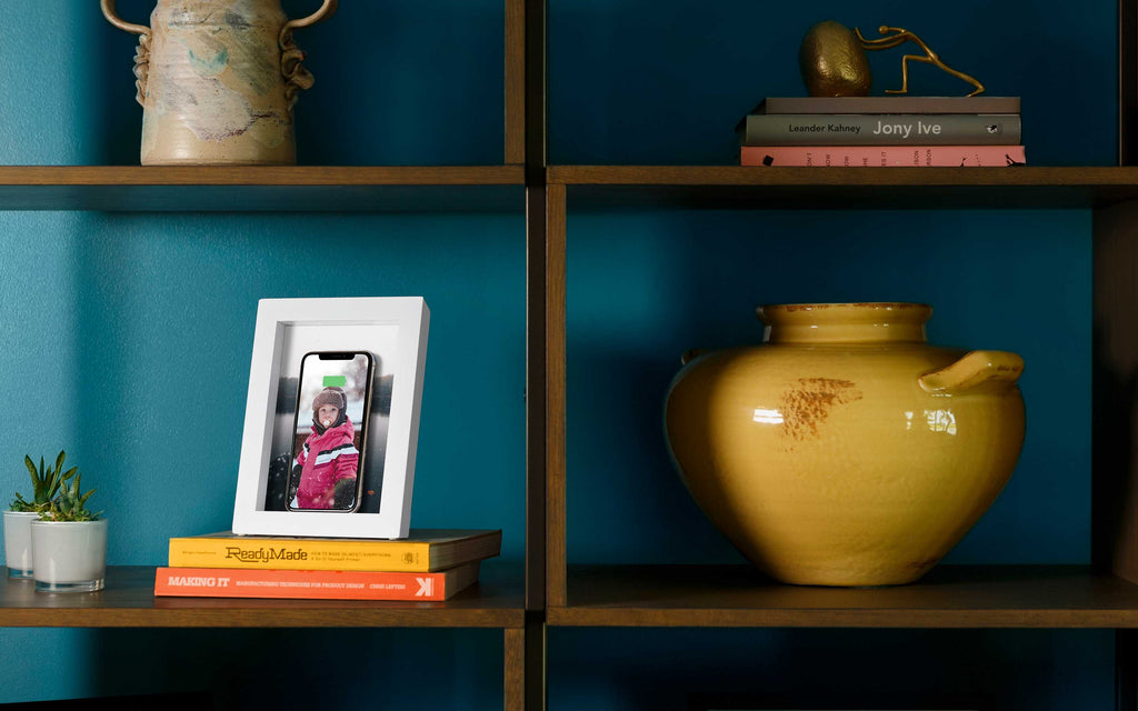 PowerPic A Wireless Charger Disguised As A Picture Frame