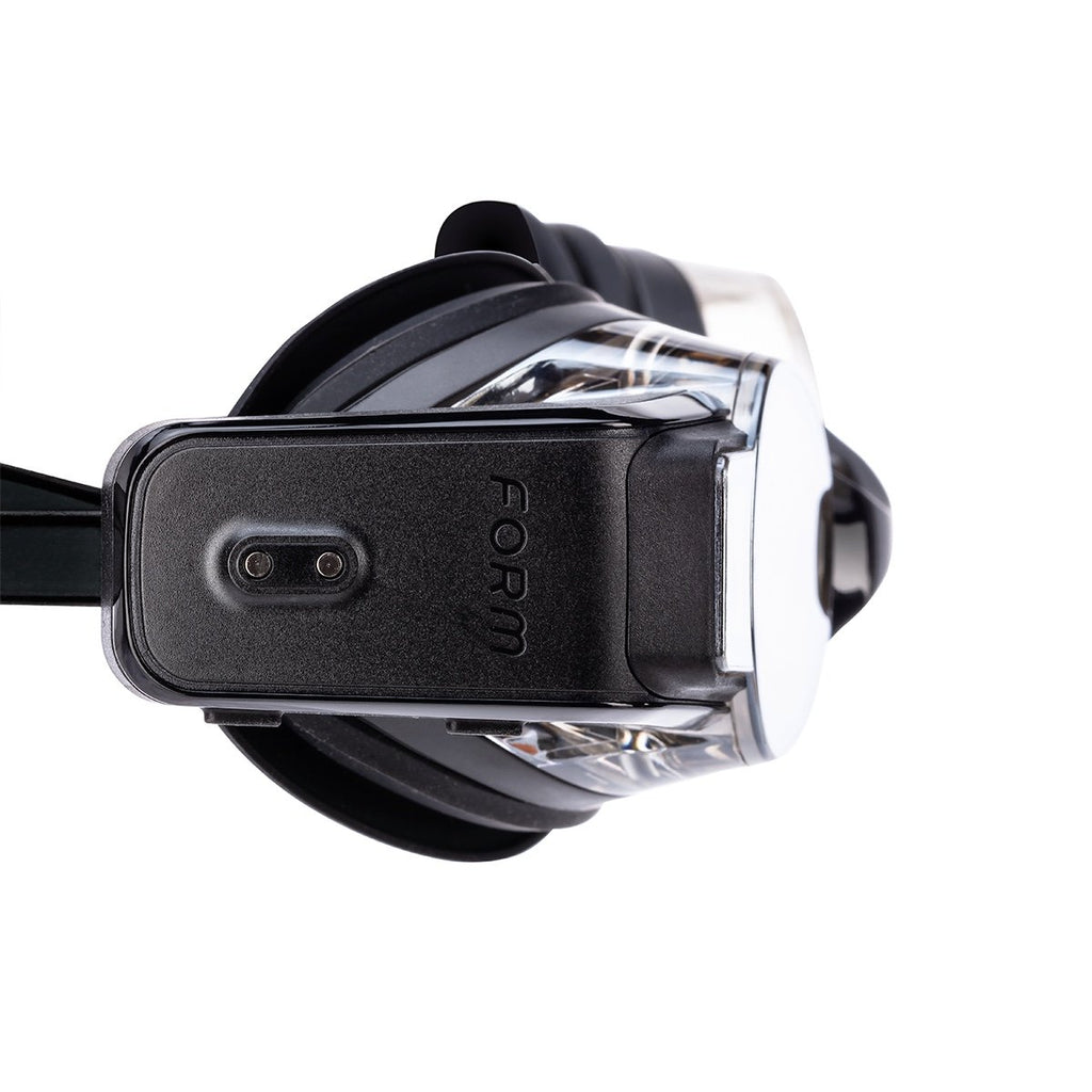 FORM Swim Goggles with a Smart Display