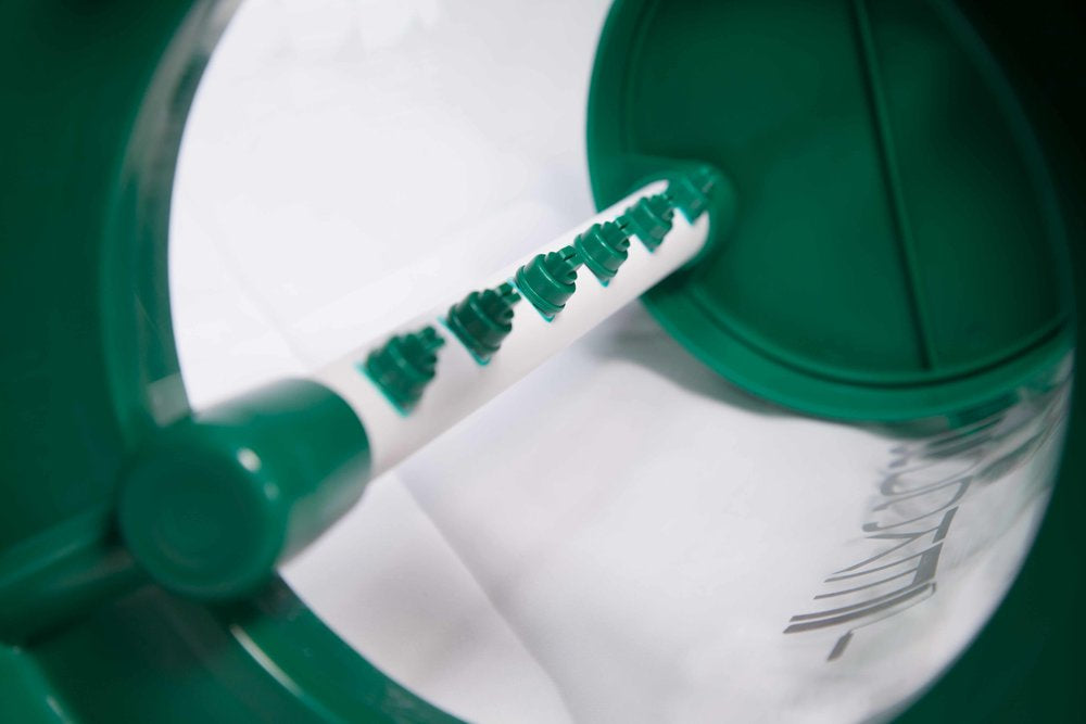 Rocket Painting Roller Cover Cleaner