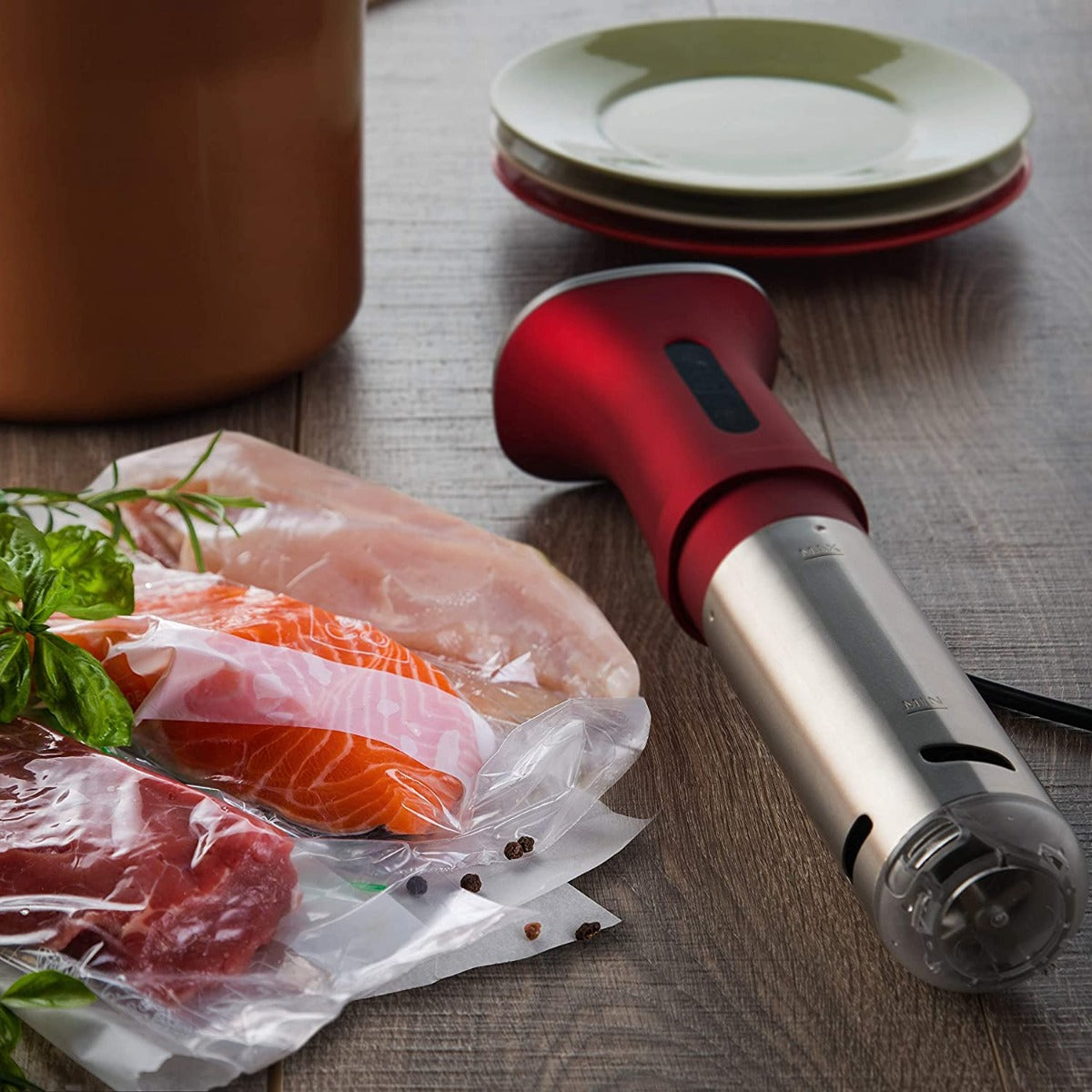 SAKI Sous Vide Stainless-Steel Cooker, 1100 Watts with Digital Display, Temperature and Timer for Cooking