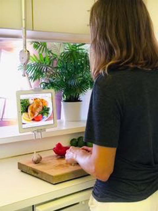 SkyFloat Gadget Holder with Ceiling Plates