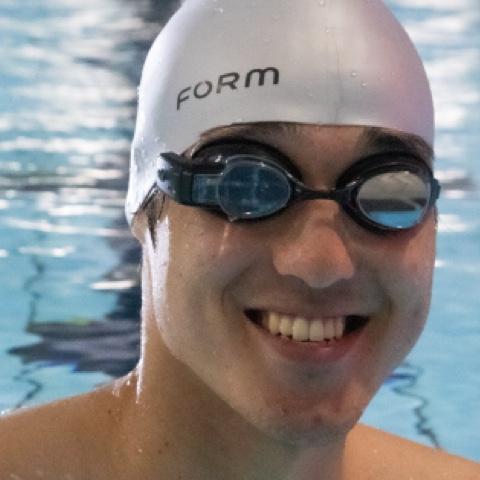 FORM Swim Goggles with a Smart Display