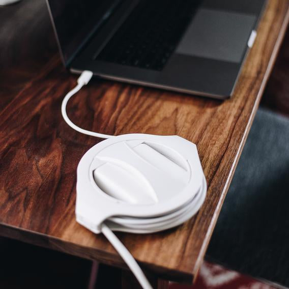 Fuse Reel Side Winder: MacBook Charger